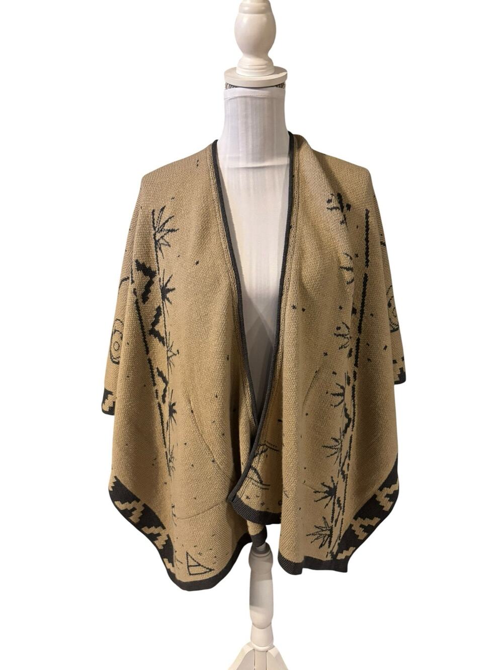 MUAN Tan & Gray Shawl Wrap OSFM Made in Mexico